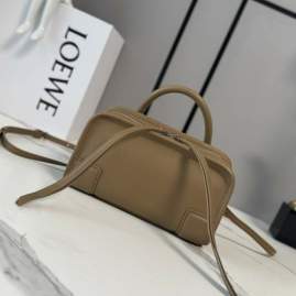 Picture of Loewe Handbags _SKUfw240688859fw